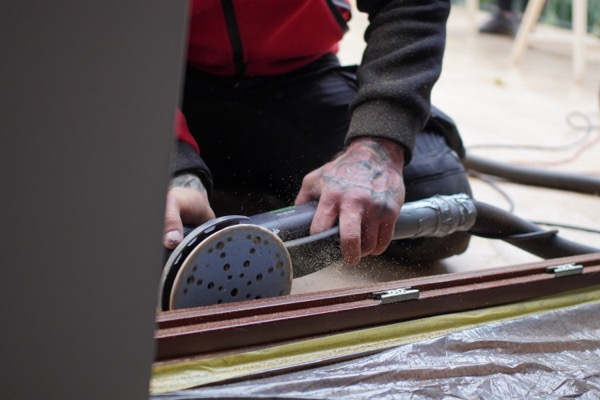 Renowacja okien drewnianych